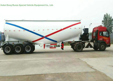 China Tri Massen-Zement-Behälter-Anhänger der Achsen-55-70cbm mit Dieselmotor für trockenes Pulver Meterial fournisseur