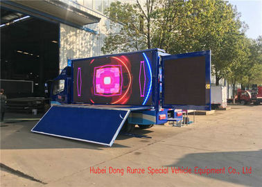 China Blauer mobiler Werbungs-LKW Digital, farbenreicher LED Schirm-LKW der Werbungs- fournisseur