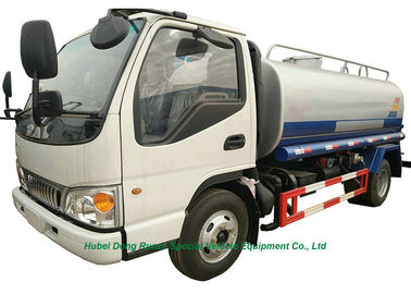 China JAC-Straßen-Wäsche-Wasserträger-LKW 5000L mit Wasser-Pumpen-Berieselungsanlage für Trinkwasser-Lieferung und Spray fournisseur