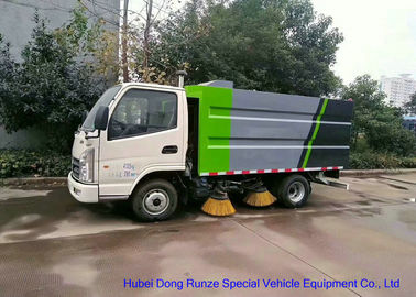 China KAMA-brachte Ministraßen-Reinigungs-LKW mit 4 Bürsten, LKW Kehrmaschine an fournisseur