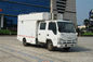 ISUZU-Wohnwagen-mobiler kampierender LKW im Freien mit Wohnzimmer für 5-6 Männer übersteigen Ersatzluftabzug und -Sonnenkollektor fournisseur