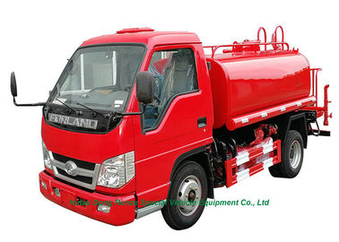 China Wasser Folrand 4X4 Off Road 3000L Bowser-LKW mit Wasser-Pumpen-Berieselungsanlage für Wasser-Lieferung und Spray fournisseur
