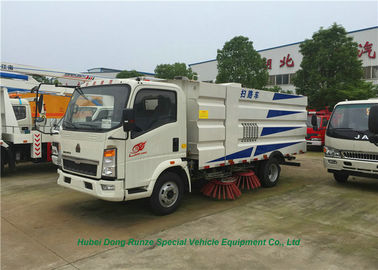 China Straßen-Kehrmaschine-LKW HOWO RHD/LHD brachte mobiler, LKW Straßenfegeran fournisseur