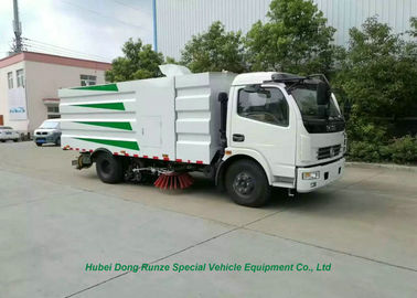 China Mülleimer-Straßen-Kehrmaschine-LKW DFAC 5000L für Straßen-Reinigung mit 2cbm Waschwasser fournisseur